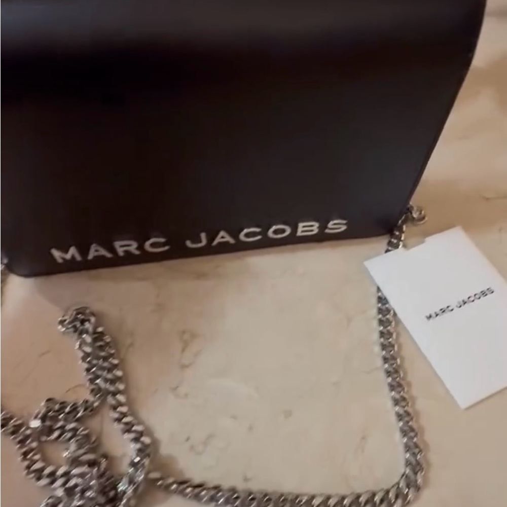 Marc Jacobs Black Leather Wallet Silver Chain